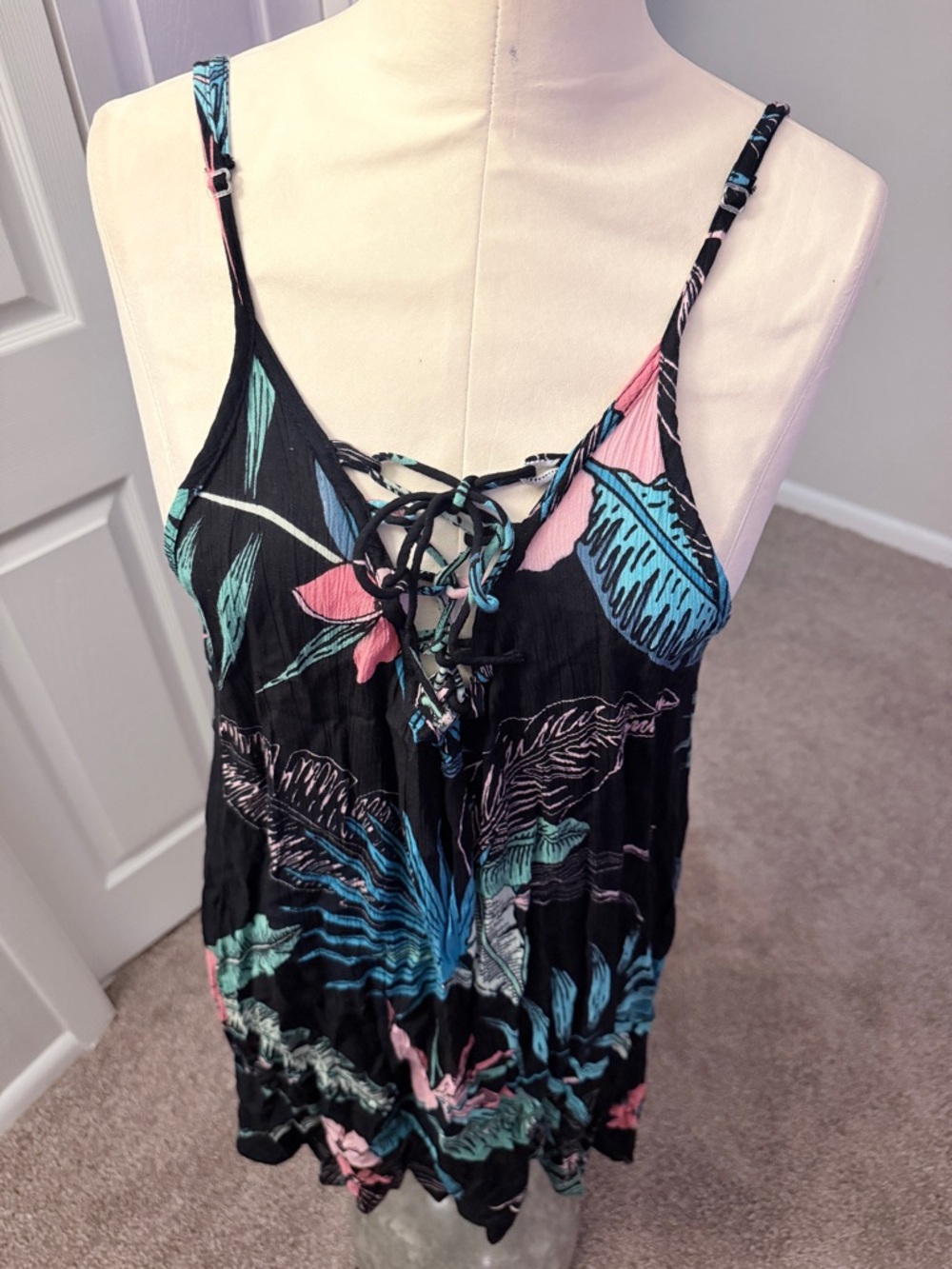 Lagaci Tropical Floral Lace-Up Tank Top đ´ Boho Flowy Cami XL - Picture 3 of 7